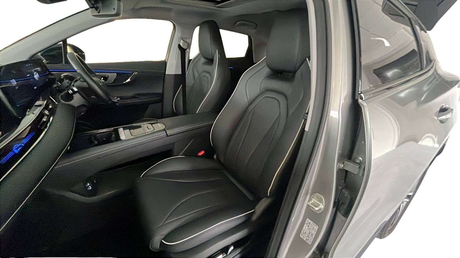 Interior Photo 1 - OMODA Interior 1