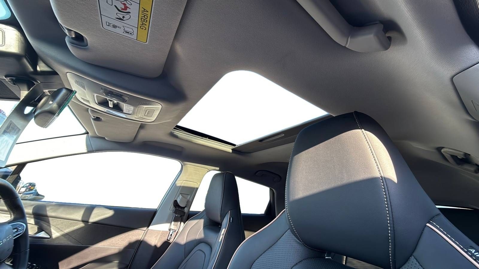 Interior Photo 3 - OMODA Interior 3