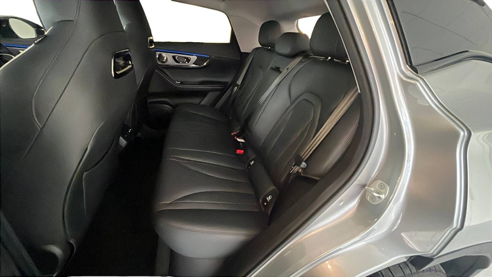 Interior Photo 2 - OMODA Interior 2